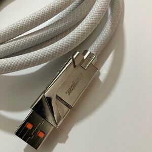 Energizer USB Cable with Silver Connector